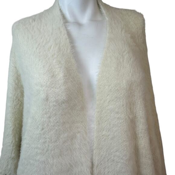 Rain + Rose Cream Soft Open Puff Sleeve with Sequin Cardigan sz L $122 orig NWT - Picture 3 of 11